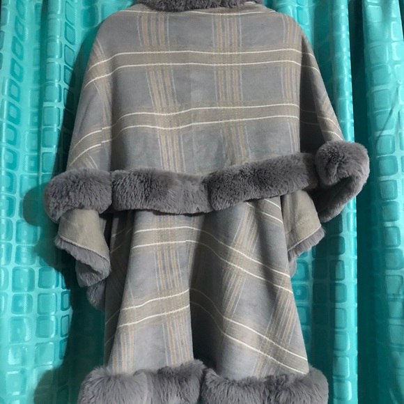 Lida Collection Jacket/Shawl - Picture 2 of 2